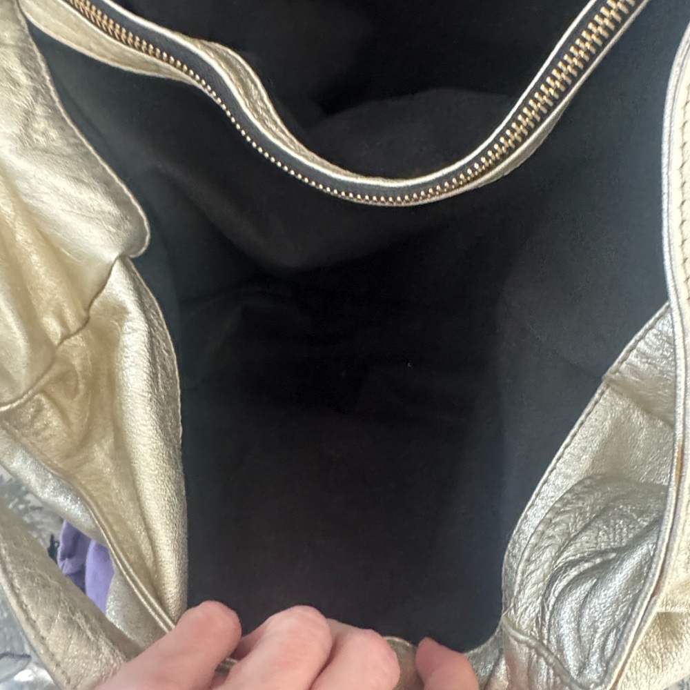Valentino Garavani Gold Metallic Leather Hobo Bag Y2K Shoulder Purse - Picture 13 of 16